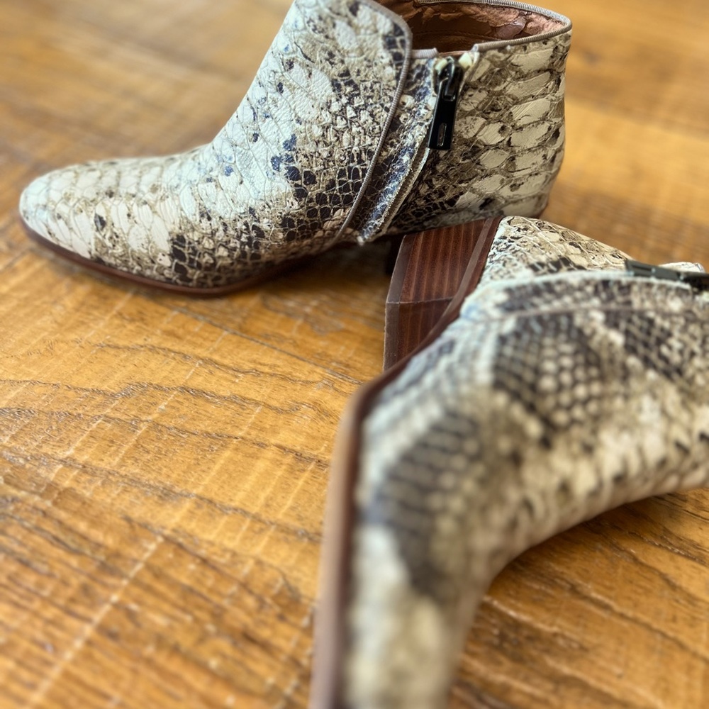 Sam Edelman Petty Ankle Bootie Python Snakeskin W… - image 5
